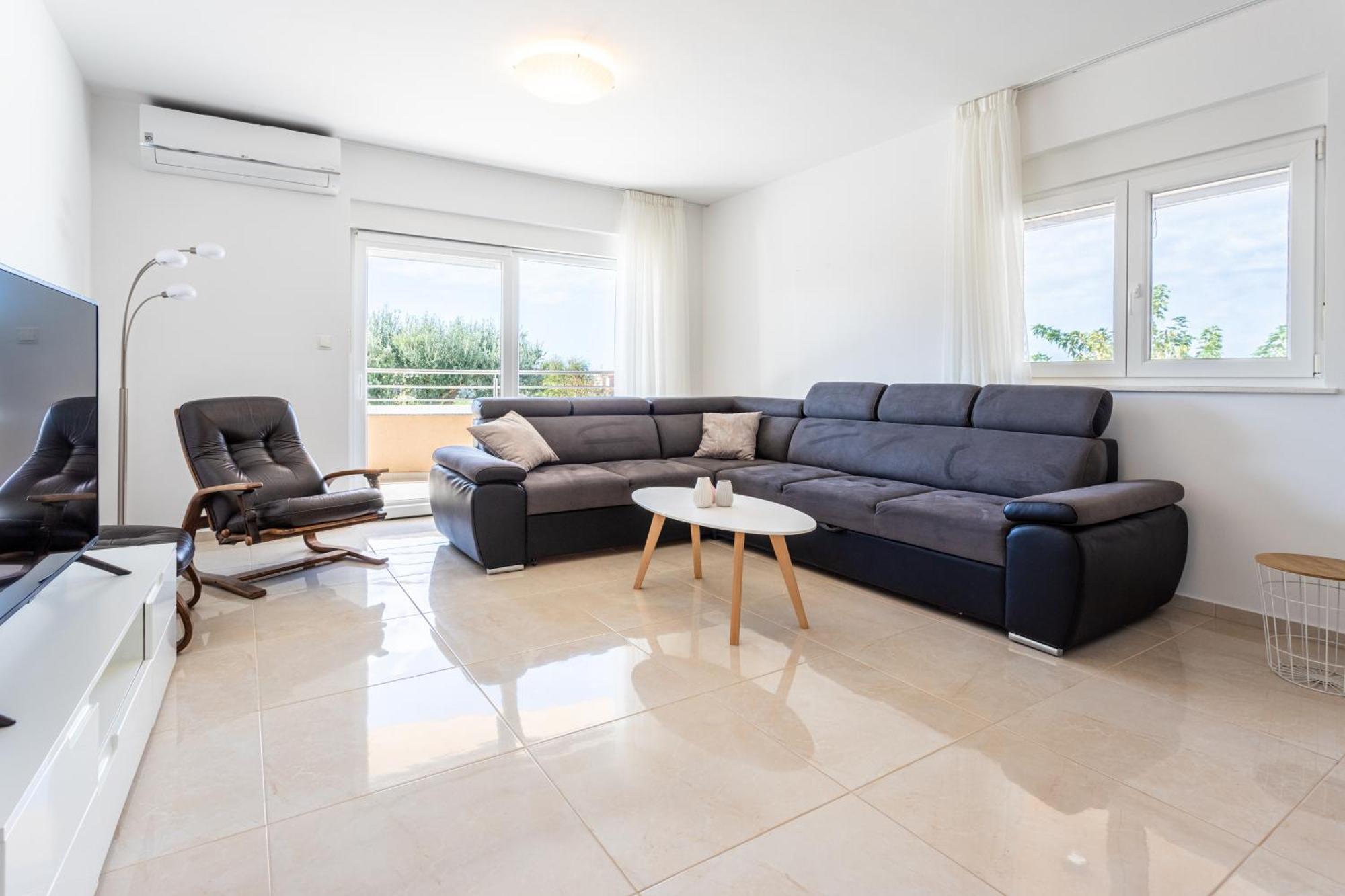 Villa Ana Perfect For Families With Kids And Groups,House With Heated Pool Podstrana Zewnętrze zdjęcie